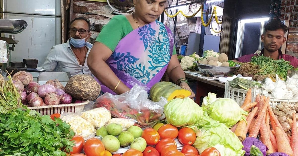 “I like to settle cash daily. Not weekly.” – Swiggy/Zomato seller